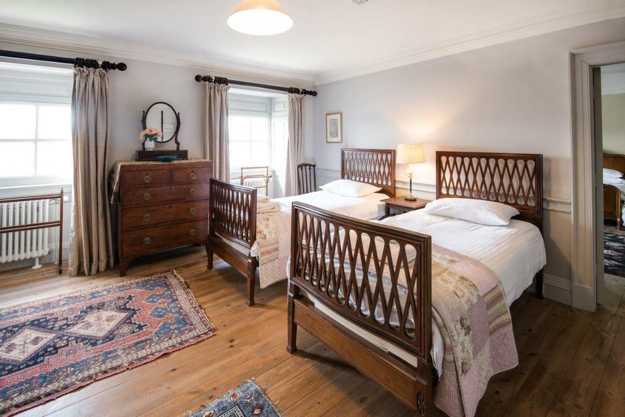 Merchant'S House - Large Two Floor Apartment!! Sleeps Up To 11 People, First Floor Available Separately, Sleeping 2 People At A Reduced Rate!!! Аймут Екстер'єр фото